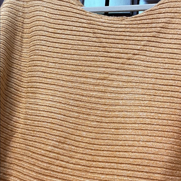 Mustard oversized sweater - Picture 3 of 5